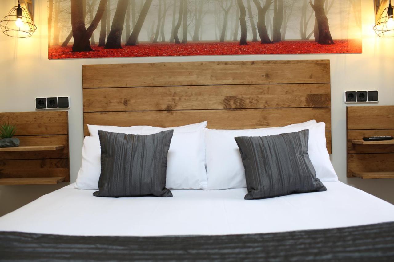 Priorat Boutique Hotel Llorenc del Penedes Exterior photo